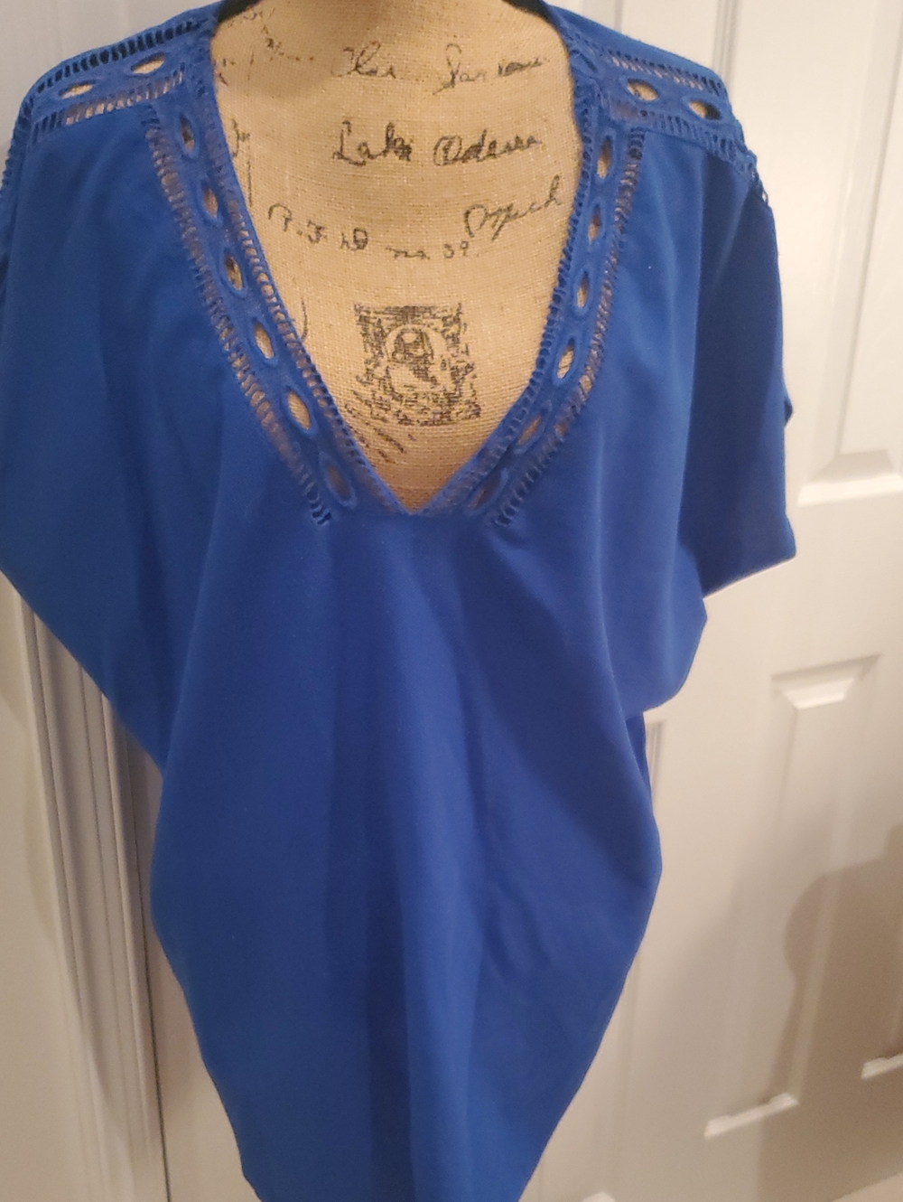 Cutout Trim Blouse in Blue Size 1 Like New
